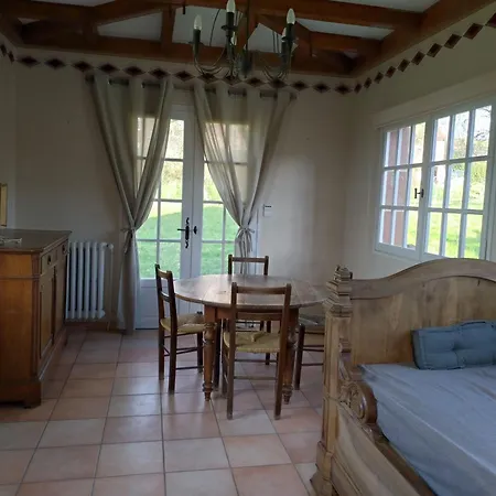 Des Rosiers Nyaraló