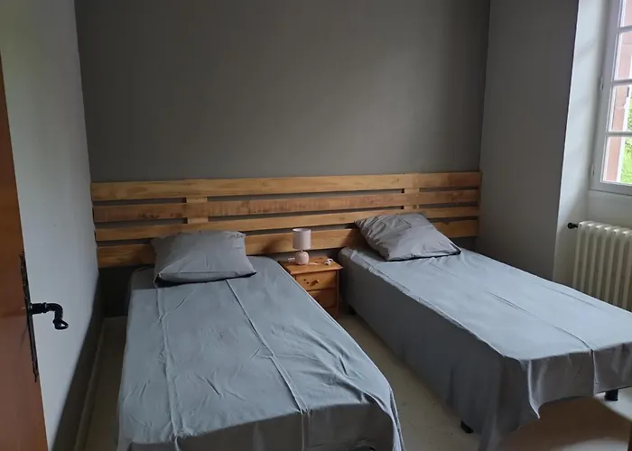 Des Rosiers Nyaraló Nauviale